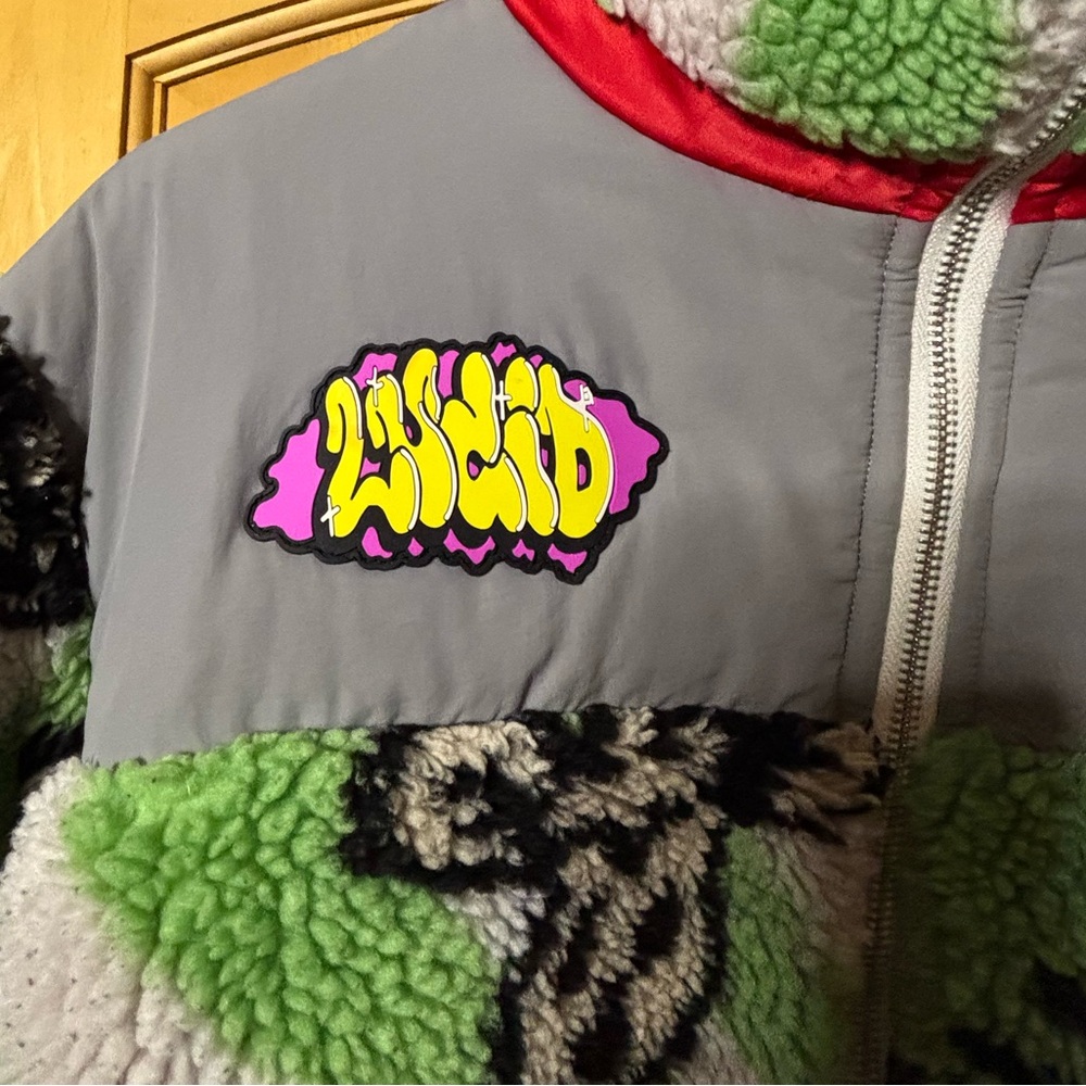 Gray And Green Patterned Men's Jacket - image 3